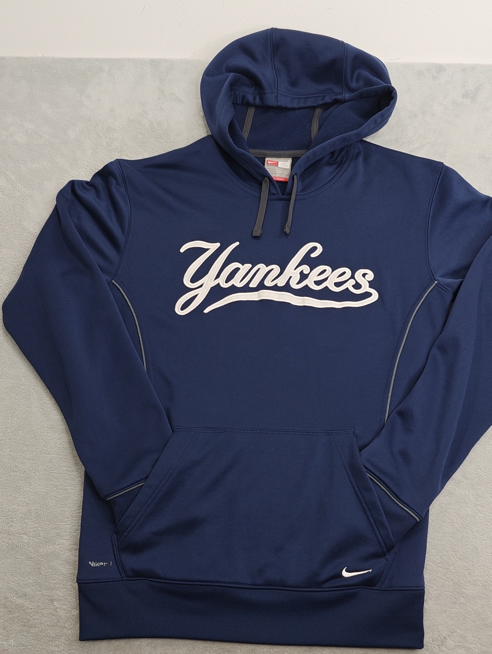 Nike Navy Yankees Script Pullover Hoodie Size Small